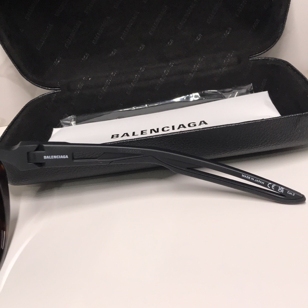 New Authentic Balenciaga Tortoise Shell Sunglasses BB0024SA 001 - Picture 14 of 14